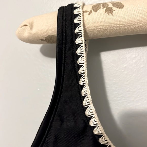 Mossimo stitch trim one piece swimsuit - Picture 4 of 7